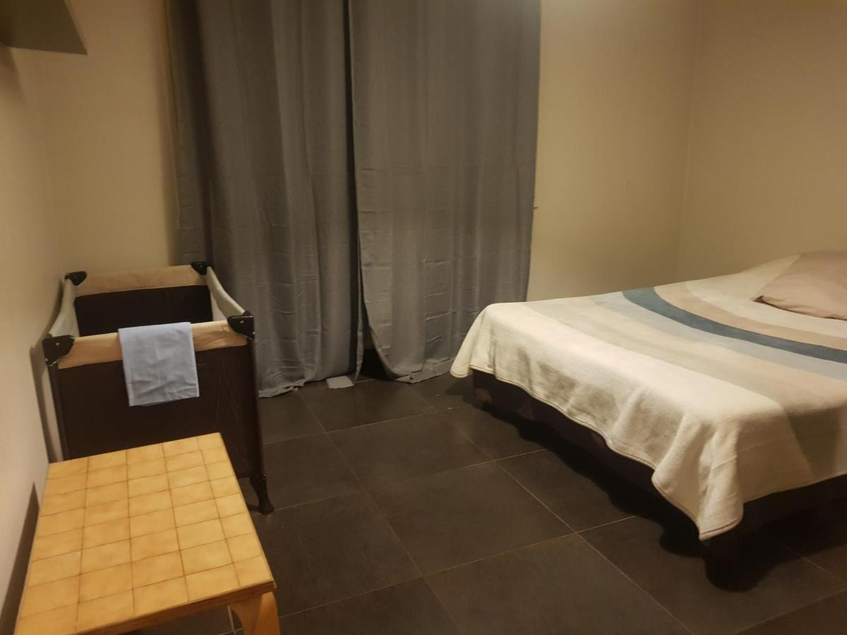 Grand Appartement Fonctionnel Et Calme Sur Lyon8 A 2 Pas Du Metro Экстерьер фото